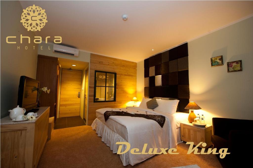 Chara Hotel Bandung Room photo